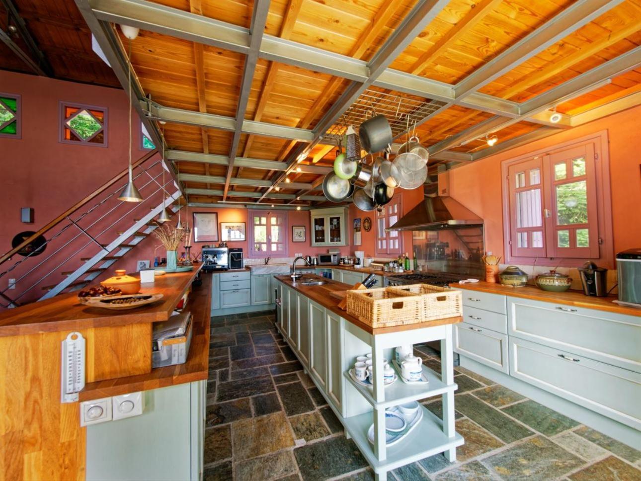 Вилла Tsagkarada Country Estate With Pool Номер фото